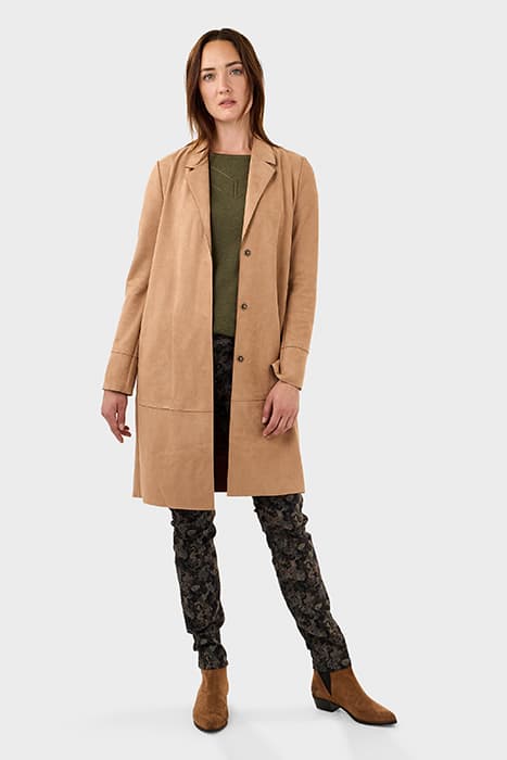 LONG SUEDINE COAT GOLDEN BROWN by Sandwich