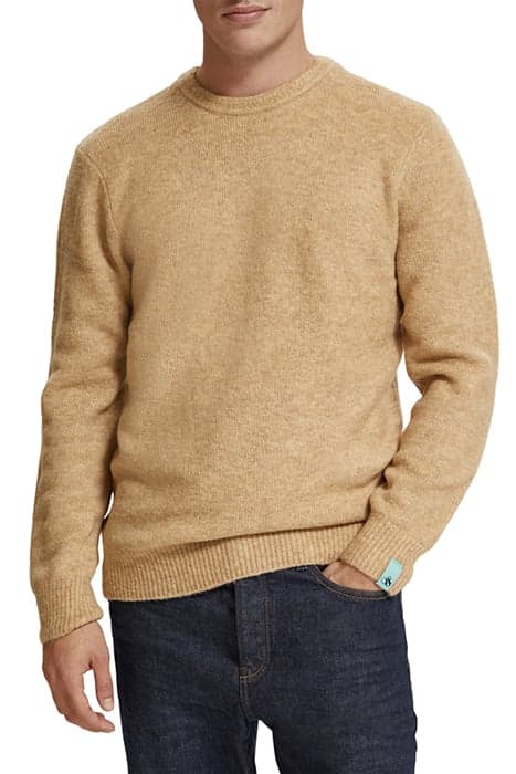 REGULAR FIT SOFTY-KNIT MELANGE PULL CAMEL by Scotch & Soda