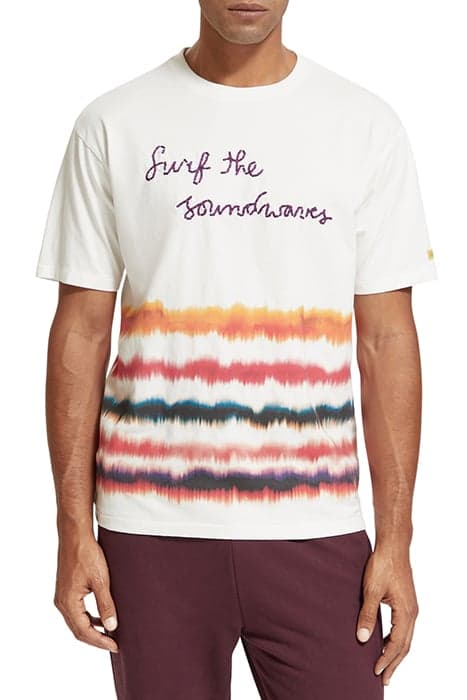 RELAXED-FIT SURF ARTWORK T-SHIRT IN ORGANIC COTTON OFF WHITE by Scotch & Soda