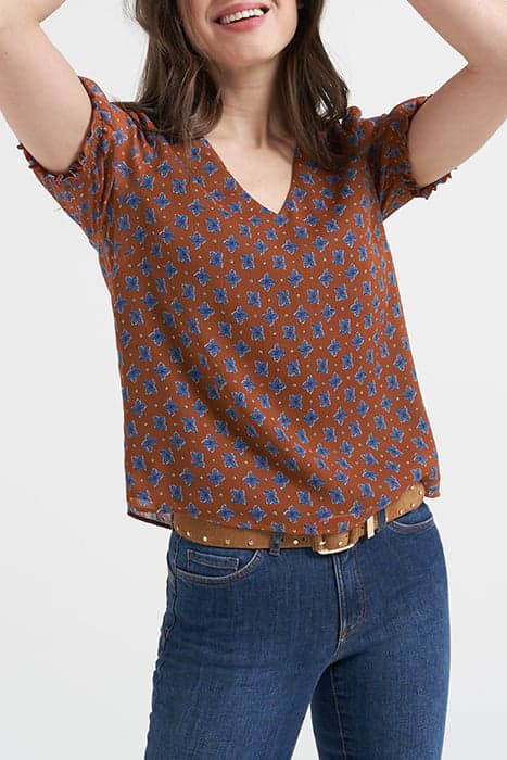 CAMEL TOP WITH BLUE FLOWER PRINT by ICODE