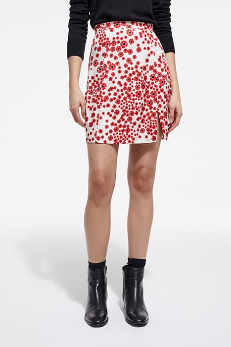 SHORT SKIRT WITH SMALL POCKET DETAIL SIDE SLOT RED / WHITE by The Kooples