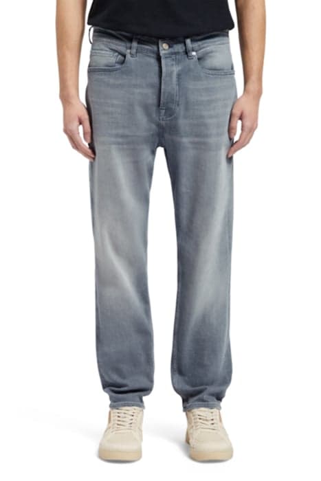 THE DROP REGULAR TAPER JEANS ON BOARD by Scotch & Soda