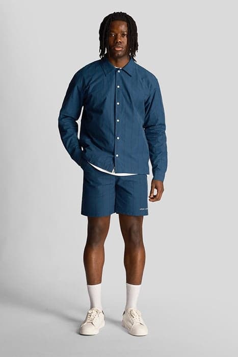 PINSTRIPE SHORT APRES NAVY by Lyle & Scott