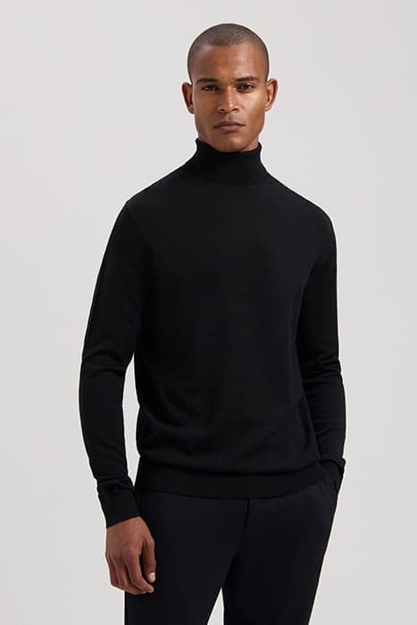 DS_DESTIN TURTLE NECK BLACK by Dstrezzed