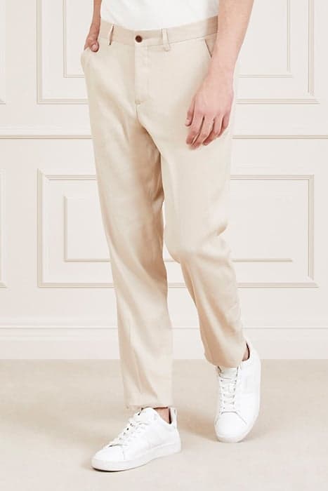 NEW CHINO REGULAR FI CREME BRULEE by Marciano by Guess