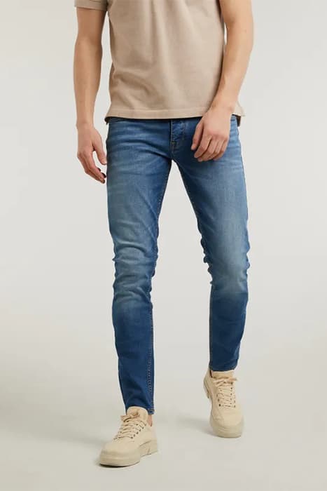 CARTER BLAZE MID BLUE DENIM by CHASIN’