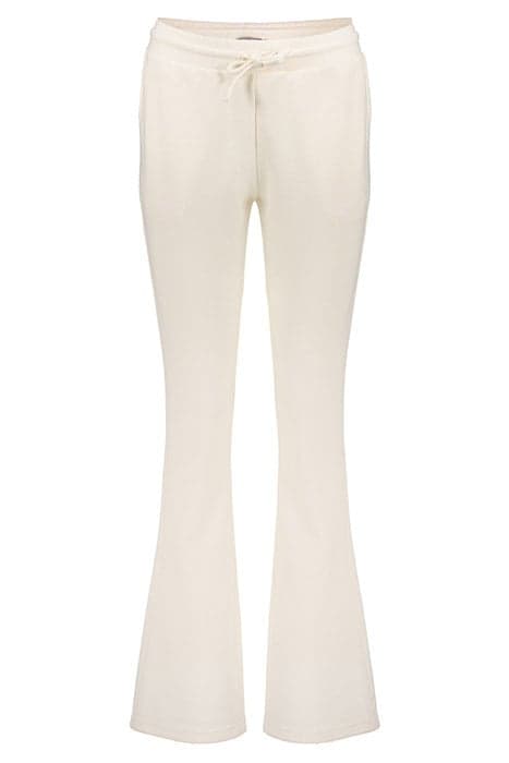 FLAIR COMFY IVORY by Geisha