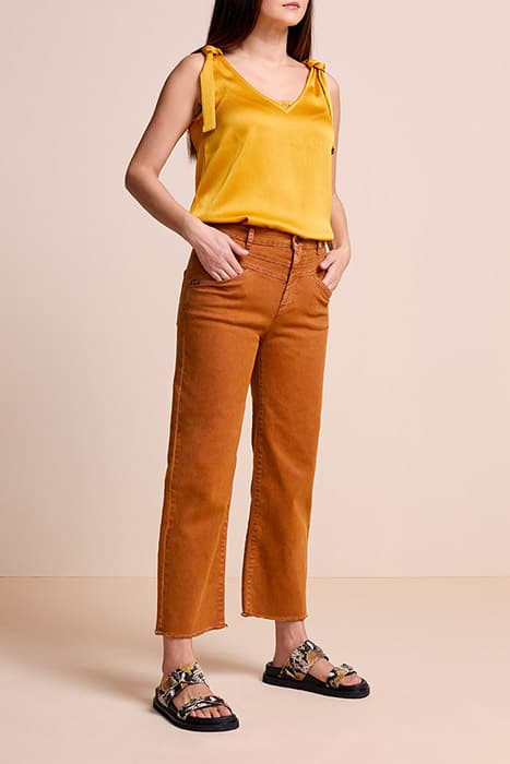 LE CHARLIE - STRAIGHT COGNAC CROPPED JEANS COGNAC by ONE STEP