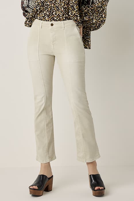 BOOTCUT CROPPED PANT SLUBBY STRETCH TWILL WHITES WHITES by Summum Woman