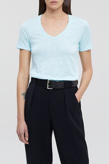 WOMEN V-NECK AQUAMARINE by Closed