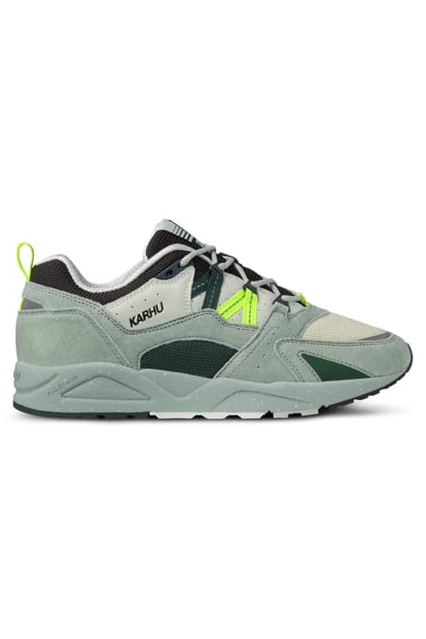 FUSION 2.0 PIGEON/JUNE BUG by Karhu