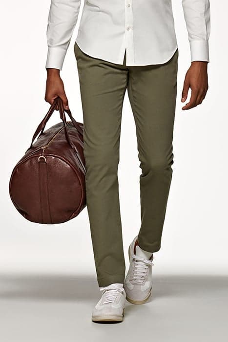 MID GREEN PLEATED CAMPO CHINO by Suitsupply