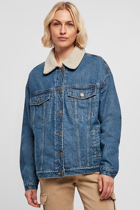 LADIES OVERSIZED SHERPA DENIM JACKET CLEARBLUE WASHED by Urban Classics