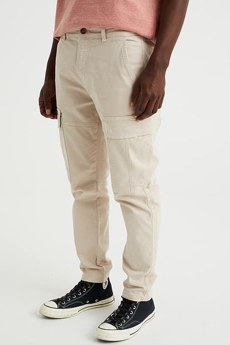 CARGO PANTS BEIGE by WE Fashion