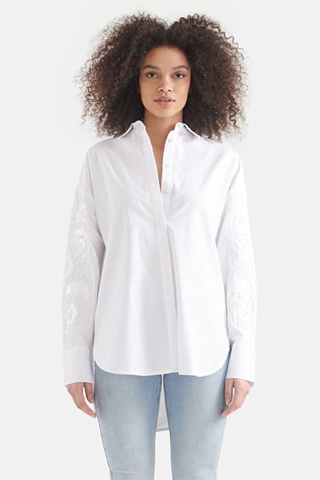 LA-SBSEQUIN POPLIN BLOUSE WHITE by Shoeby