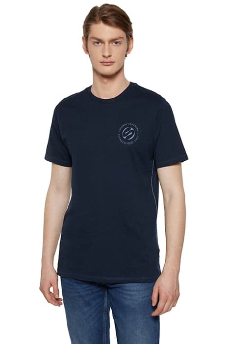 ELIASSI CHEST PRINT TEE + DEEP MARINE by Signal