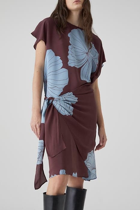 WRAP DRESSES BURGUNDY by Closed