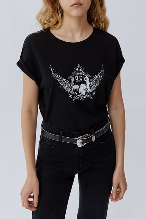 BLACK WINGED SKULL IMAGE T-SHIRT by IKKS