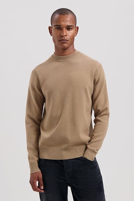 DS_FELL MOCK NECK OAK by Dstrezzed