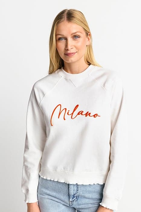 SWEATSHIRT WITH APPLICATION "MILANO" ORGANIC PEARL WHITE by Rich & Royal