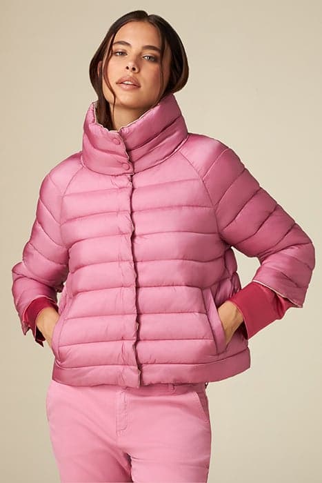 Lightweight boxy down jacket by Oltre