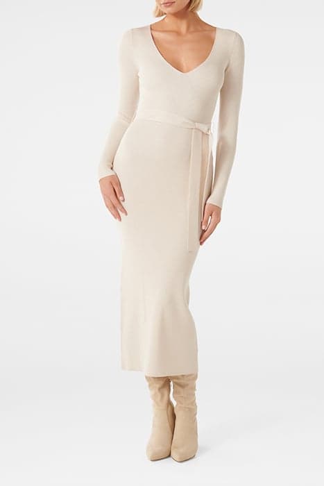 MILA V NECK BELTED KNIT DRESS CREAM by Forever New