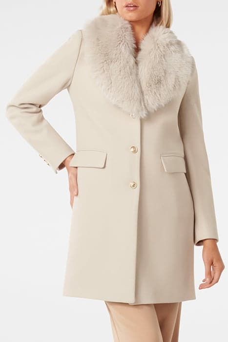 LUCINDA SHORT FUR COLLAR COAT MINK by Forever New