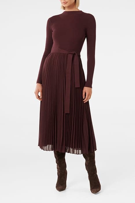 PENELOPE WOVEN MIX KNIT DRESS MAHOGANY by Forever New