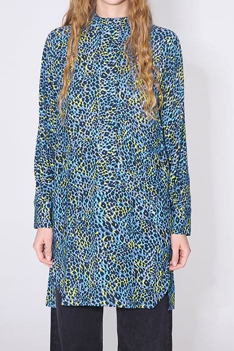 BLUE LEOPARD PRINT FLOWY BLOUSE by Bimba y Lola