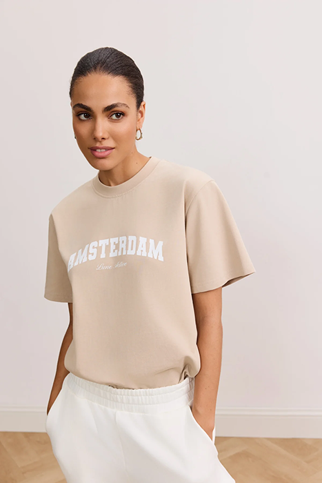 DEMI AMSTERDAM TEE BEIGE by Lune Active